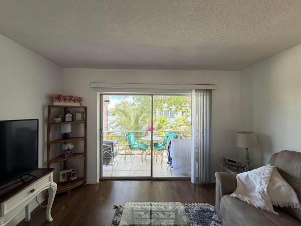 Fairview At Leisureville, 2551 W Golf Blvd #204, Pompano Beach, Florida 33064, image 2