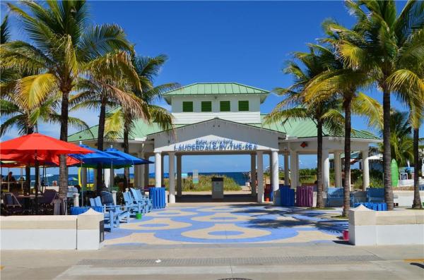 Sea Ranch Lakes North, 5200 N Ocean Blvd #310, Fort Lauderdale, Florida 33308, image 1