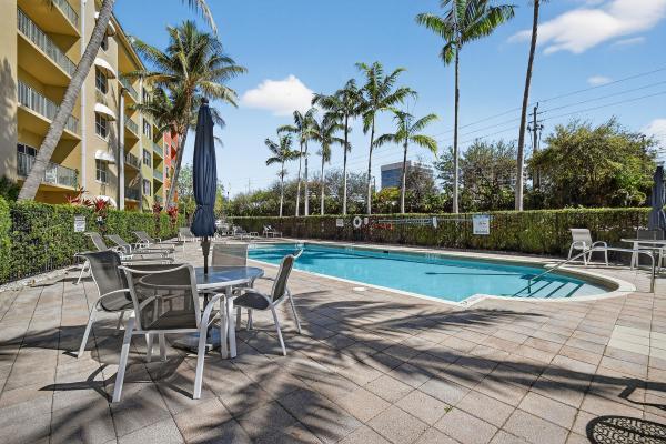 Park Place, 1650 Presidential Way #210, West Palm Beach, Florida 33401, image 3