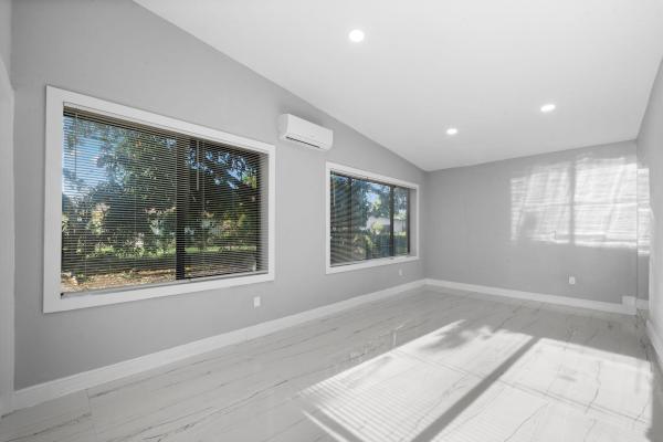 1300 NW 90th St, Unincorporated Dade County, Florida 33147, image 1