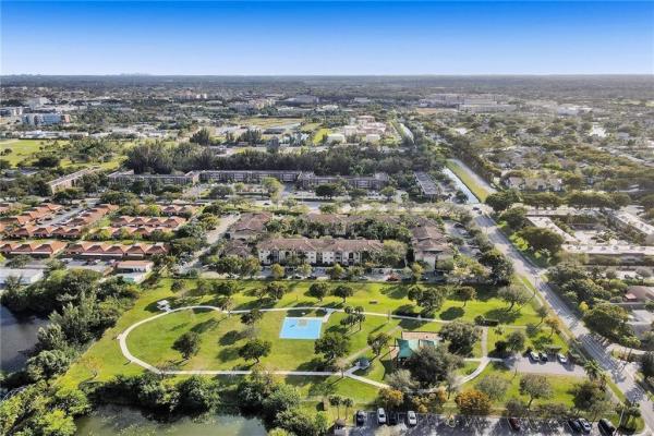 University Parc Residences, 7085 Nova Dr #226, Davie, Florida 33317, image 2