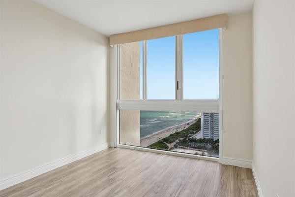 St Tropez Ocean, 7330 Ocean Ter #Lph-c, Miami Beach, Florida 33141, image 1