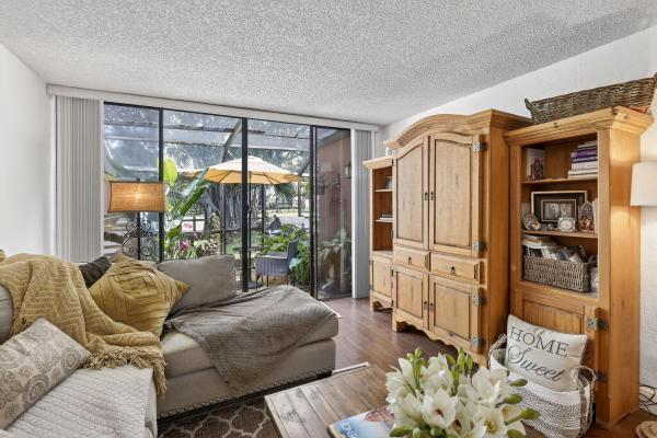 Villas East, 1533 Fairway Rd, Pembroke Pines, Florida 33026, image 3