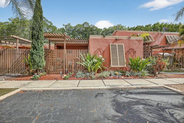 Villas East, 1533 Fairway Rd, Pembroke Pines, Florida 33026, image 1