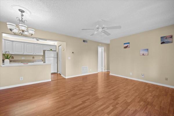 Pine Ridge South 4, 410 Pine Glen Ln #D-2, Greenacres, Florida 33463, image 2