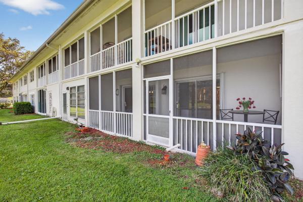 Martinique Village, 4801 Martinique Pl #D1, Coconut Creek, Florida 33066, image 1