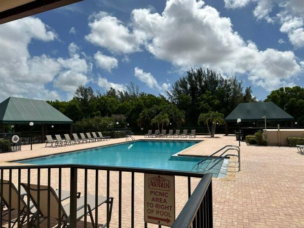 The Coves At Aberdeen, 5903 Parkwalk Dr #611, Boynton Beach, Florida 33472, image 2