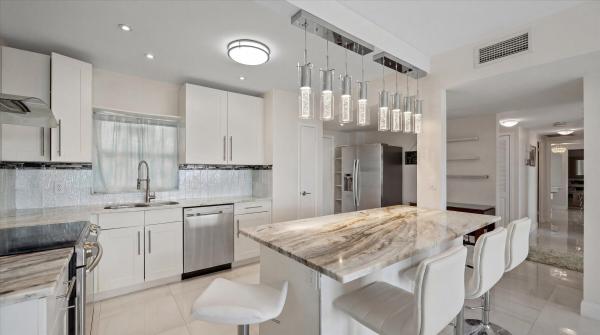 La Bonne Vie, 3475 S Ocean Blvd #Unit 7050, Palm Beach, Florida 33480, image 1