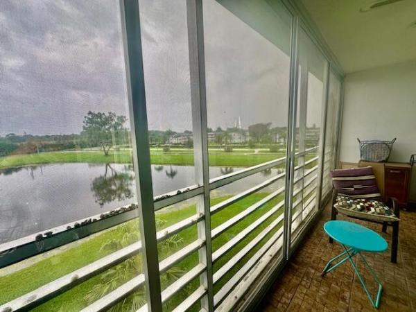 4037 Hythe C, Boca Raton, Florida 33434, image 2