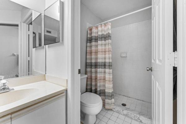 South Lake At Dos Lagos, 10 Via De Casas Sur #104, Boynton Beach, Florida 33426, image 2