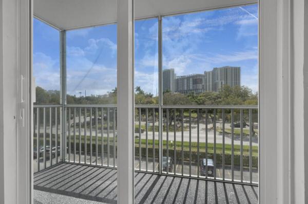 Woodside, 16851 NE 23rd Ave #A408, North Miami Beach, Florida 33160, image 2
