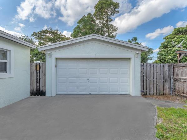 Boulevard Heights, 330 N 70th Ter, Hollywood, Florida 33024, image 1