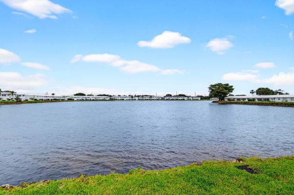 Leisureville Lake, 1801 Ocean Dr #108, Boynton Beach, Florida 33426, image 1