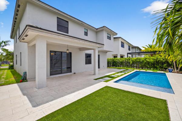 Satori, 15800 NW 88th Ave, Miami Lakes, Florida 33018, image 1