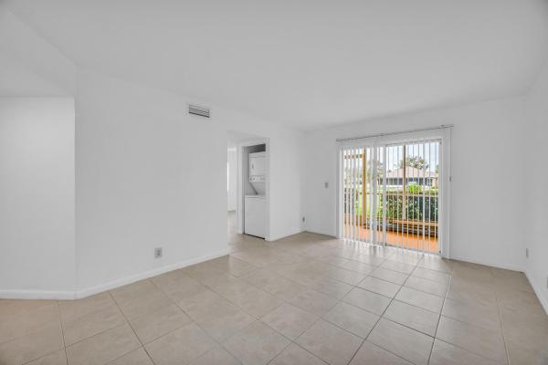 1552 SE Royal Green Cir #O-103, Port St. Lucie, Florida 34952, image 2