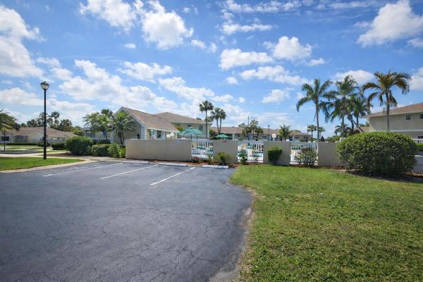 1552 SE Royal Green Cir #O-103, Port St. Lucie, Florida 34952, image 1