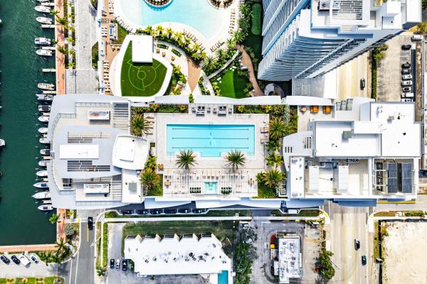 220 Lake Shore Dr #1613, Lake Park, Florida 33403, image 1