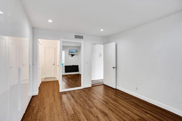 Bay Colony Club, 6289 Bay Club Dr #3, Fort Lauderdale, Florida 33308, image 1