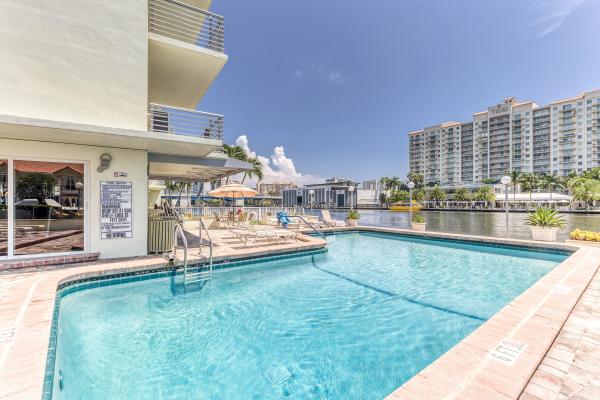 Lauderdale Tower, 2900 NE 30th St #L2, Fort Lauderdale, Florida 33306, image 1
