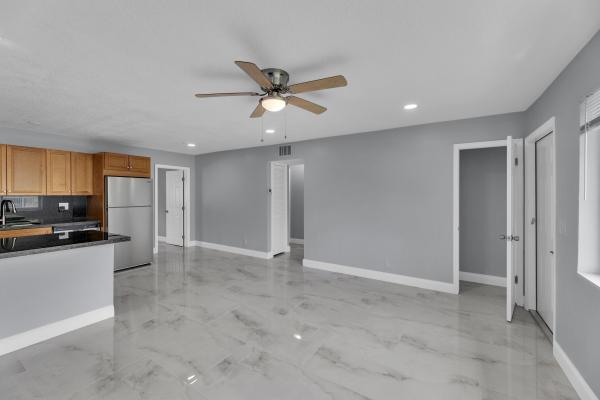 Fairview, 800 SW 6th Ct, Pompano Beach, Florida 33060, image 2