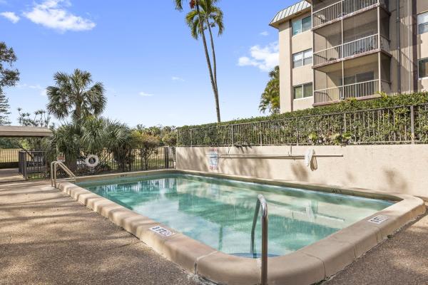 The Falls Of Inverrary, 6300 S Falls Circle Dr #311, Lauderhill, Florida 33319, image 3
