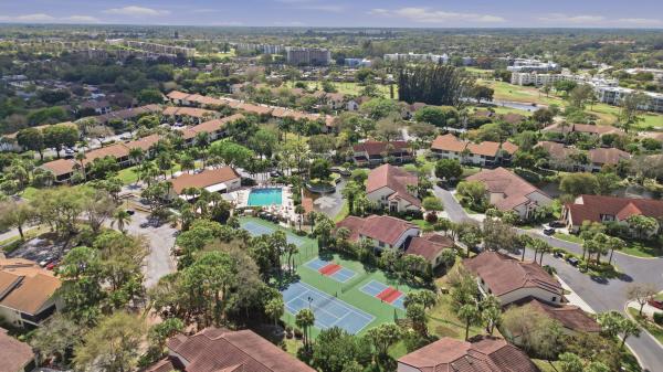Park Pointe, 3260 Perimeter Dr, Greenacres, Florida 33467, image 3