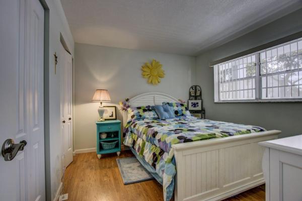 Oriole Golf & Tennis Club 1, 7797 Golf Circle Dr #103, Margate, Florida 33063, image 1