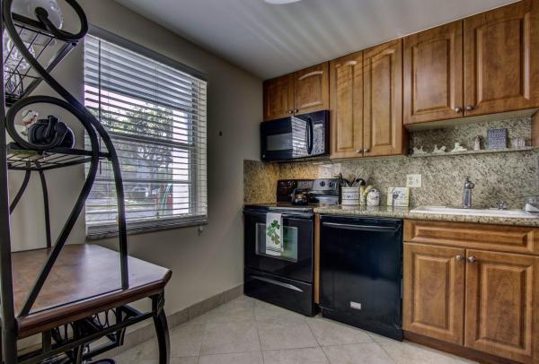Oriole Golf & Tennis Club 1, 7797 Golf Circle Dr #103, Margate, Florida 33063, image 3