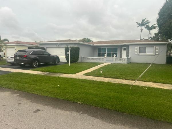Oakland Estates, 4680 NW 39th St, Lauderdale Lakes, Florida 33319, image 2
