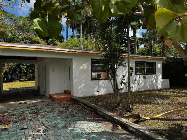 75 NW 84th St, Unincorporated Dade County, Florida 33150, image 1