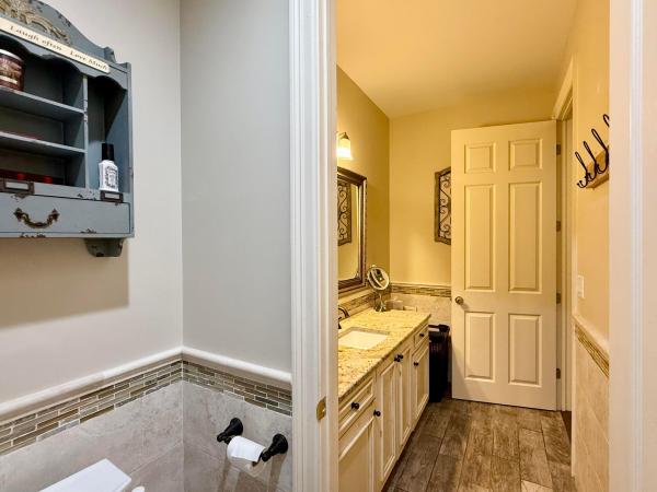 Oakwood Estates At Jupiter Farms, 18122 Burr Oak Ln, Jupiter, Florida 33478, image 1