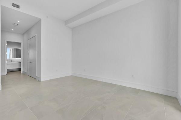 220 Lake Shore Dr #2411, Lake Park, Florida 33403, image 2