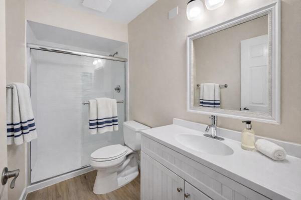 830 Club Dr, Palm Beach Gardens, Florida 33418, image 3