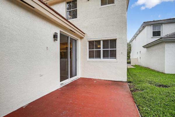Lakes Of Newport, 7524 NW 1st Pl, Plantation, Florida 33317, image 1