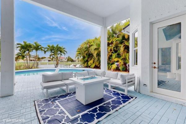 Marina Bay Estates, 11910 Osprey Point Cir, Wellington, Florida 33449, image 1