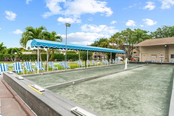 Lakeside Village, 719 Lori Dr #204, Palm Springs, Florida 33461, image 1