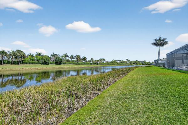 Valencia Sound, 9193 Seahorse Bay Dr, Boynton Beach, Florida 33473, image 2