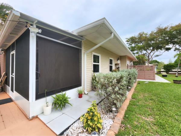 200 E Hemingway Cir, Margate, Florida 33063, image 1