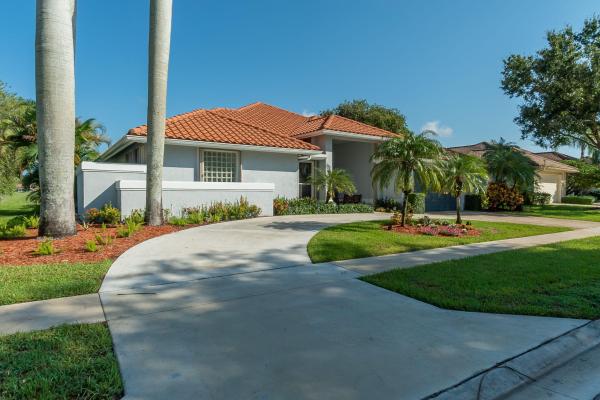 Lakefield West, 1907 S Club Dr, Wellington, Florida 33414, image 1