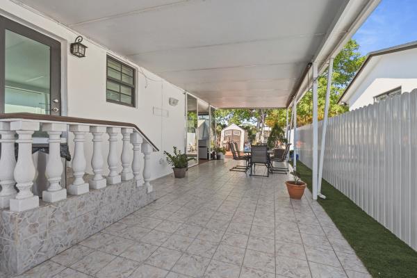 Bradley Manor, 4970 E Palm Ct, Hialeah, Florida 33013, image 2