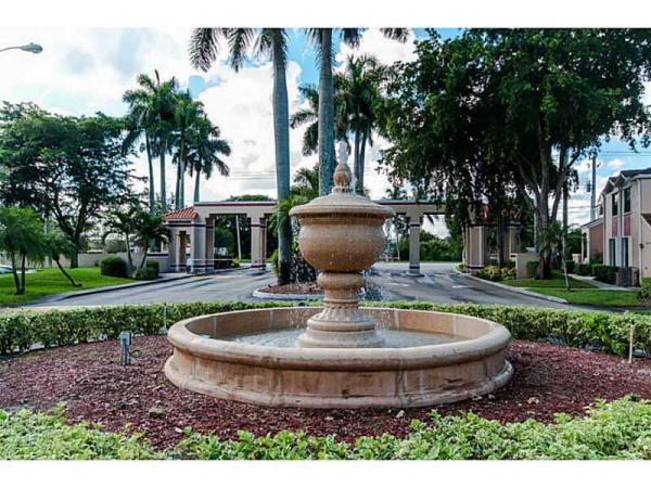 12066 NW 11th St, Pembroke Pines, Florida 33026, image 1