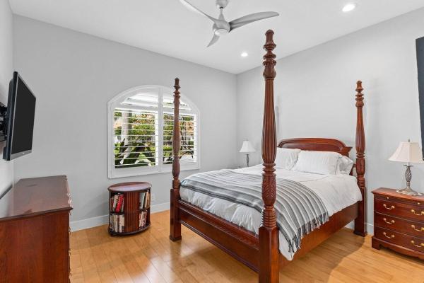 Hamilton Place At Woodfield Country Club, 5440 NW 41st Ter, Boca Raton, Florida 33496, image 2