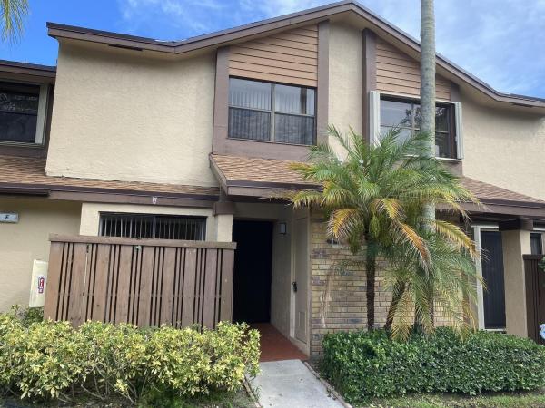 Karanda Village 3, 3961 Cocoplum Cir #F, Coconut Creek, Florida 33063, image 1