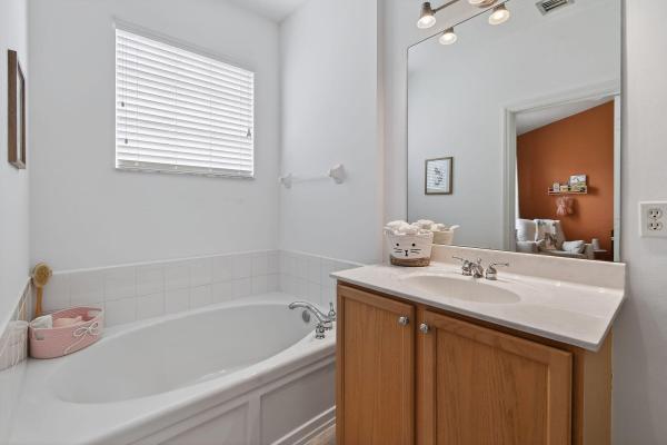 Sandpiper Cove At Botanica, 355 E Thatch Palm Cir #103, Jupiter, Florida 33458, image 1