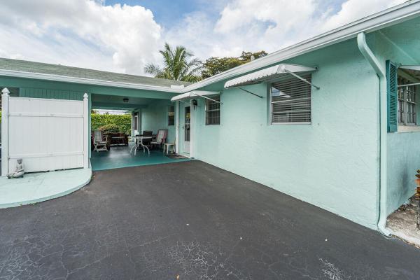 Country Manors, 622 Hummingbird Ln, Delray Beach, Florida 33445, image 3