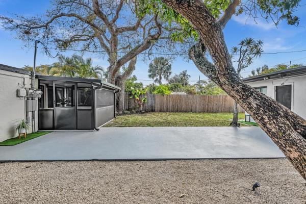 Croissant Park, 316 SW 21st St, Fort Lauderdale, Florida 33315, image 1