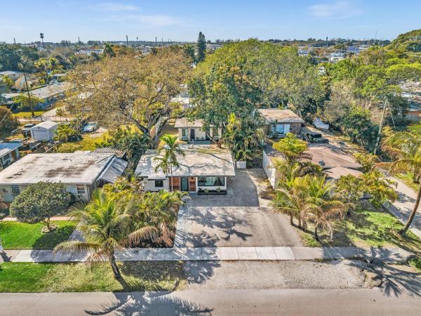 Croissant Park, 316 SW 21st St, Fort Lauderdale, Florida 33315, image 2
