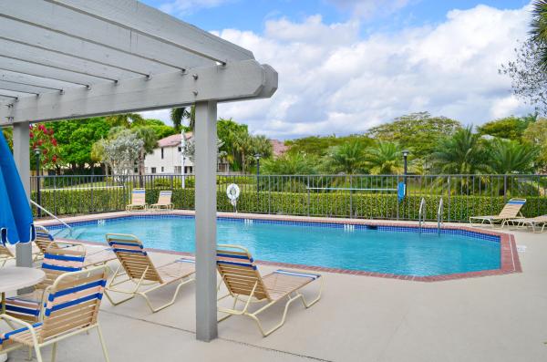 Wimbledon Villas At Town Place, 5529 Ilford Ct, Boca Raton, Florida 33486, image 1