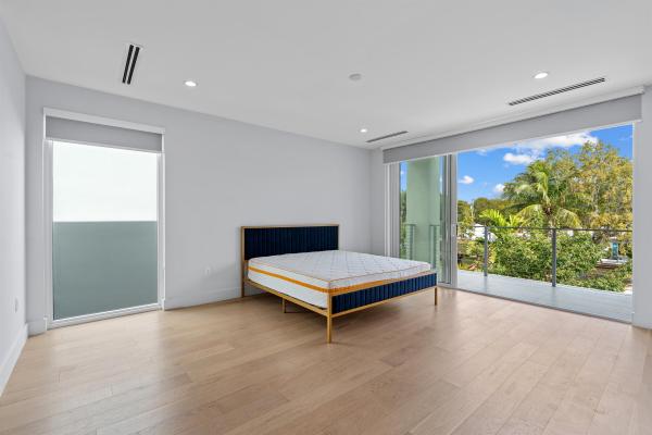 Croissant Park River, 605 SW 12th St, Fort Lauderdale, Florida 33312, image 1