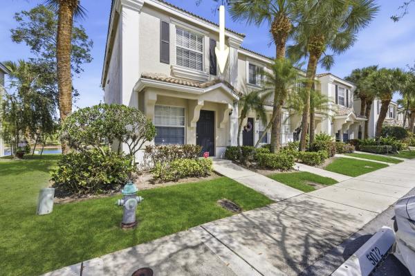 Palmbrooke Townhomes, 5072 Palmbrooke Cir, West Palm Beach, Florida 33417, image 1